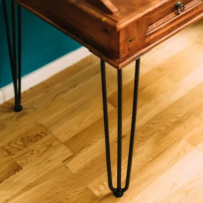 Produktbild von Natural Goods Berlin HAIRPIN Legs, Haarnadelbeine, Möbelfüße, Tischbeine, Schwarz, 30 cm, 3 Streben, 4 Stück