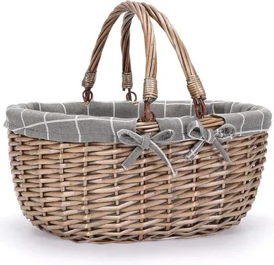 Image de Panier à pique-nique ovale en osier avec des anses rabattables