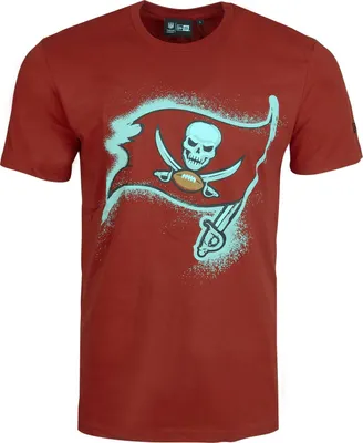 Obrázek produktu pro Tričko New Era NFL - SPRAY Tampa Bay Buccaneers rot - L