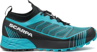 Trailrunning-Schuh "Ribelle Run 2" von Scarpa in Schwarz und Türkis mit rutschfester Sohle.