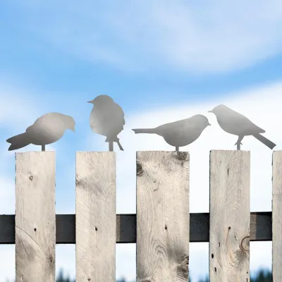 4 Metallvögel mit Schrauben – Gartendekoration, Vogelsilhouetten