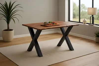 Produktbild von Refurbished Möbelretoure Esstisch Baumkante massiv Akazie kastaniefarben 120 x 80 cm X-Gestell schwarz ROXANA