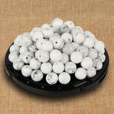 Produktbild von Howlith Perlen Weiß Ø 8mm 90 Stück für Schmuck Basteln