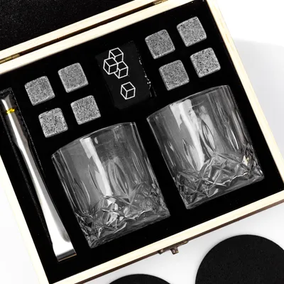 Produktbild von Whiskygläser Set mit Zubehör Whisky-Kühlsteine Geschenkset für Männer Geschenkidee
