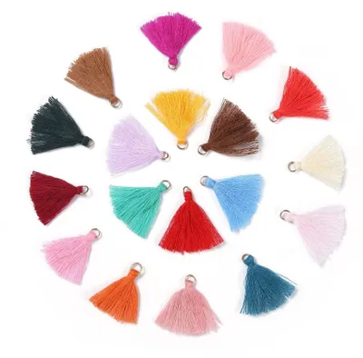 Mini-Quastenanhänger aus Baumwolle, 3 cm, 100 Stück, bunt