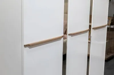 Image de Armoire blanche élégante Chambre à coucher Luxe Armoire de rangement
