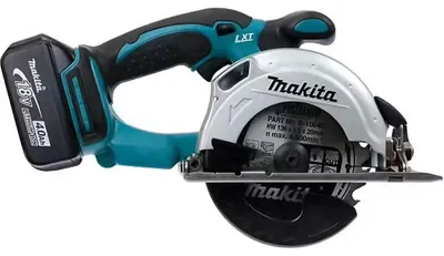 Image de Scie circulaire Ø 136 mm 2x4Ah 18V LXT ® MAKITA DSS501RMJ En coffert