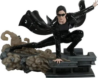 Obrázok produktu pre The Matrix Gallery Deluxe PVC soška Trinity