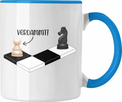 Produktbild von Trendation - Schach Geschenk Geschenkidee Schachspieler Tasse mit Schachfiguren Grafik Kaffeetasse Lustig (Blau)