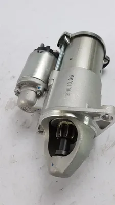 Imagen del producto de Motor de arranque compatible con:* OPEL Corsa-D (2007-2014)* OPEL Zafira-B (2005-2015)* OPEL Signum (2003-2008)Número de pieza: 55576980
