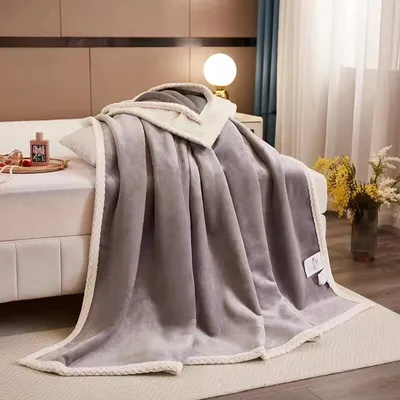 Produktbild von Kuscheldecke Doppelseitig Flauschige Weich Warm Dick Wohndecke Fleece Flanell 150 x 200cm 1,5kg  Grau Weihnachtsgeschenk