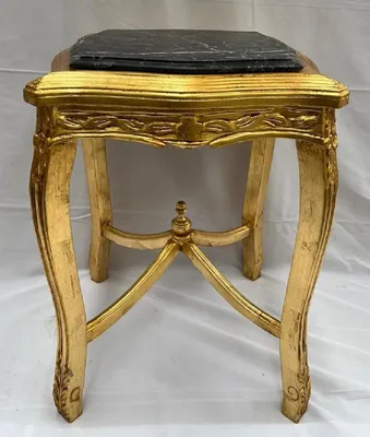 Produktbild von Casa Padrino Barock Beistelltisch Antik Gold / Schwarz - Handgefertigter Antik Stil Massivholz Tisch mit Marmorplatte - Antik Stil Möbel - Barock Möbel