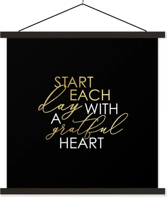 Produktbild von MuchoWow® Textilposter Zitat - Herz - Gold - Schwarz 90x90 cm mit schwarzem Rahmen - Magnetisches