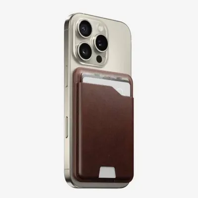 Image de Portefeuille Nomad en Cuir Horween MagSafe avec Find My Marron