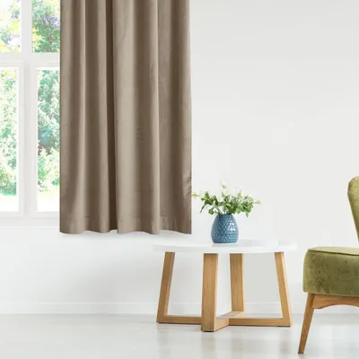 Zdjęcie produktu dla Zasłona VILA velvetowa z tunelem 135x245 beżowa wzór 2 Homede