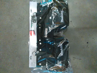 Imagen del producto de Cinturón para herramientas Makita con 3 bolsillos