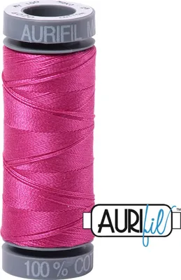 Produktbild von AURIfil Nähgarn MK28WT 750m, 100% Baumwolle : 4020 Fuchsia AURIfil: 4020 Fuchsia