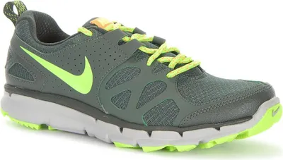 A single Nike Flex Trail men's sports shoe is shown from a side angle against a white background.
