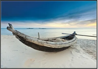 Produktbild von Wallario Wandbild Fischerboot am Strand mit Sonnenuntergang, Größe: 70,30 x 100,30 cm, Poster mit schwarzem Aluminiumrahmen