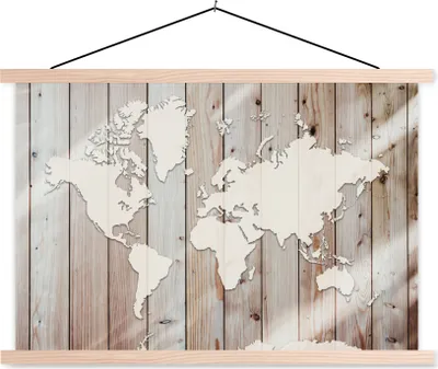 Produktbild von MuchoWow® Textilposter Weltkarte - Holz - Einfach 120x80 cm mit holzfarbenen Rahmen - Aufhängeset