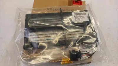 Produktbild von Original AUDI A4 (8K) A5 (8T) Zuheizer Sitzheizung 8K0819011FX