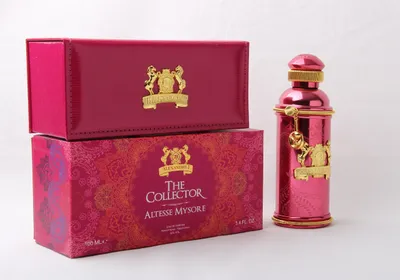 A perfume bottle and its packaging are displayed on a white background.