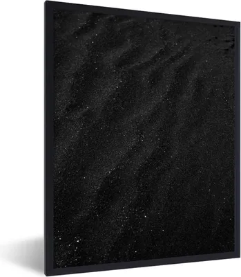 Produktbild von MuchoWow® Gerahmtes Poster Sand - Schwarz - Weiß - Strand 60x80 cm - Poster mit Schwarzem Bilderrahmen Wandposter Rahmen Foto Bilder - Premium - Wanddeko Wohnzimmer