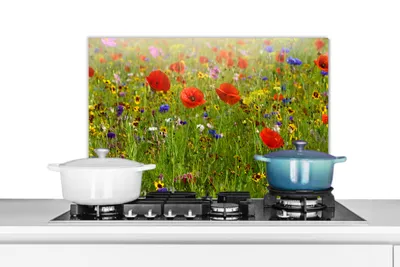 Obrázek produktu pro KitchenYeah® Splashback kitchen - Kuchyňský splashback - Ochrana stěny sporáku a dřezu - Jaro - Květiny - Červená - Mák - Tráva - Zelená 60x40 - Alu-Dibond (alternativa ke skleněnému splashbacku) - Tepelně odolný
