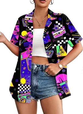 Produktbild von Retro-T-Shirt mit Knopfleiste - Kurze Ärmel - Mehrfarbig