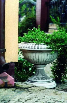Zdjęcie produktu dla Doniczka Sadzarka Wanna Dekoracja Figura Doniczki Wazony Ogrodowe Naczynie 113