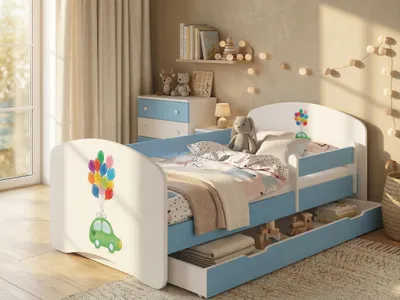 Obrázek produktu pro Dětská postýlka 140 × 70 cm v modré barvě včetně matrace, bočnice a úložného prostoru | Kvalitní postýlka s motivem pro děti