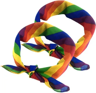 Imagen del producto de Conjunto de dos bandanas, diseño de arcoíris, para celebraciones