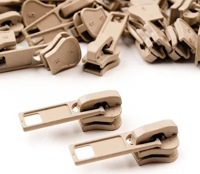 Produktbild von 10 Zipper für Profil-Reißverschlüsse, 5mm, freie Farbwahl,dunkelbeige