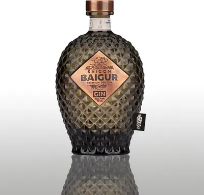 Produktbild von Saigon Baigur Dry Gin 0,7L (43% vol.) - [Enthält Sulfite]