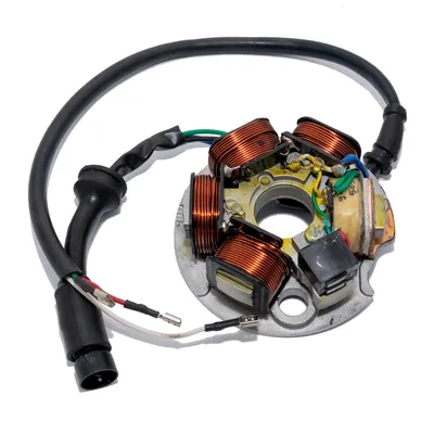 Produktbild von Lichtmaschine inkl. Grundplatte RMS 6 Kabel für Vespa PK 50 XL N V5X5T -92