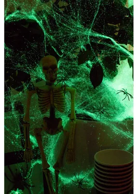 Produktbild von Leuchtende Spinnweben 100 g als Halloween Deko