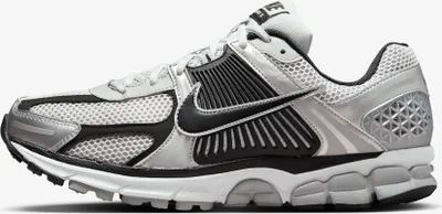 Produktbild von Nike Zoom Vomero 5 "Metallic Silver Black" Silber/Schwarz, Größe: 38