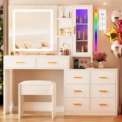 Zdjęcie produktu dla Toaletka z oświetleniem LED i taboretem, biała, 131 cm, 8 szuflad, gniazdka elektryczne, półka RGB