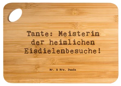Produktbild von Mr. & Mrs. Panda Hackbrett Spruch Tante Eisdielenmeisterin - Transparent - Geschenk, Lustig, Neffe, Schneidebrett, Brett, Holzbrett, Verwandtschaft, schneidbrett, Familie