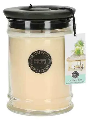 Zdjęcie produktu dla Świeca zapachowa On Island Time 524g Bridgewater Candle