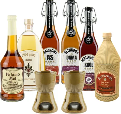 Produktbild von Setz von 6 Mets mit Keramikwärmern (Honigwein Półtorak-Eineinhalber/ 3x aromatisierten Dwójniak-Halber / 2x Trójniak-Drittel) | 3450ml | 13-16% Alkohol Metwein | Polnische Produktion