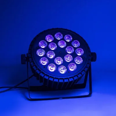 Produktbild von LED-PAR-Scheinwerfer - DMX-Bühnenbeleuchtung - 4er-Set - 18 x 12 W - RGBW - Flaches Design - AC 100–240 V - EU-Stecker