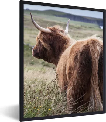 Produktbild von MuchoWow® Gerahmtes Poster Schottische Highlander - Natur - Meer 60x80 cm - Poster mit Schwarzem Bilderrahmen Wandposter Rahmen Foto Bilder - Premium - Wanddeko Wohnzimmer