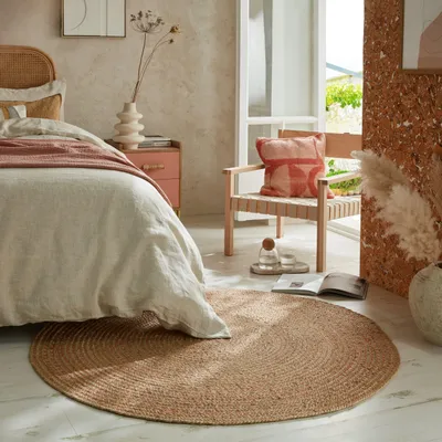 Handgewebter Jute-Teppich in Naturtönen_Braun-Rosa_Rund_#sku_BARK503119374582-BARK503119374583#
