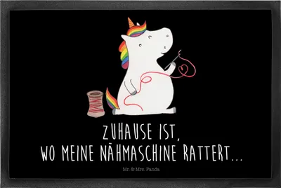 Produktbild von Mr. & Mrs. Panda abstreifer Einhorn Näherin 40 x 60 cm - Schwarz - Geschenk, Stricken, Fußabtreter, Gummimatte, Schmutzmatte, Einhörner, Unicorn, Freundin, Bodenvorleger