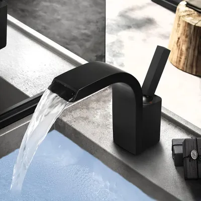 Image de Robinet de lavabo cascade - Robinet de salle de bain mélangeur - Salle de bain moderne - Laiton noir mat - 162 cm - Noir mat