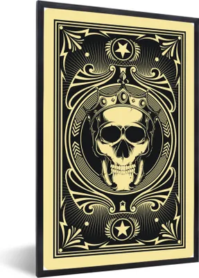 Produktbild von MuchoWow® MuchoWow® Gerahmtes Poster Illustration einer Spielkarte mit einem Totenkopf 20x30 cm - Poster mit zchwarzem Bilderrahmen - Drucken - Bilder Poster im Rahmen