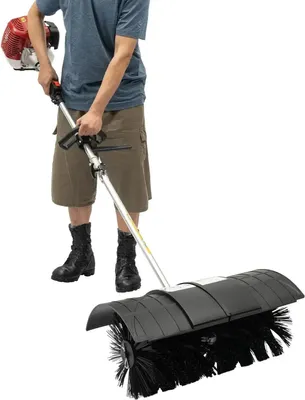 Zdjęcie produktu dla Trzepaczka, silnik 2,3 HP, odpowiednia do sztucznej trawy, czarna
