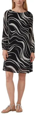 Produktbild von s.Oliver 2167247.99A3.46, Erwachsener, Weiblich, Schwarz, Leger, Regular fit, 100% Polyester; Lining: 100% Viscose