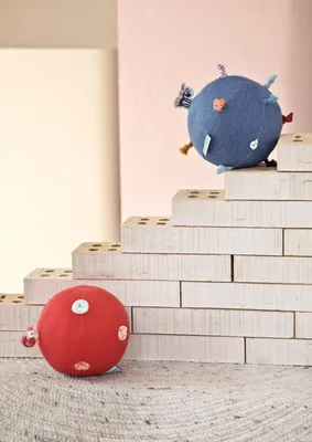 Image de Lilliputiens balle sensorielle Paulette - balle de jeu souple pour bébés et jeunes enfants
